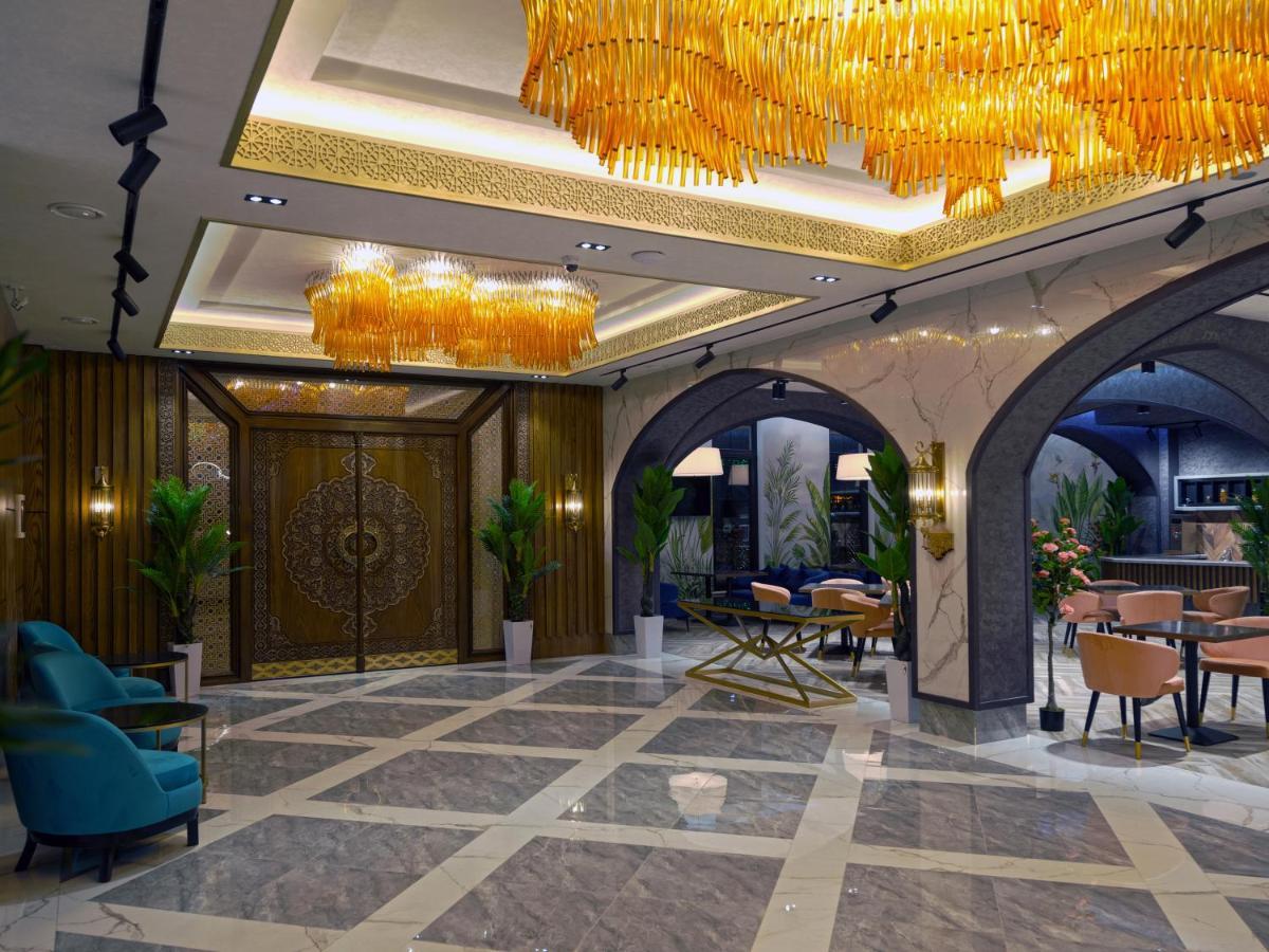 בוקורו Paradise Plaza Luxury Hotel מראה חיצוני תמונה