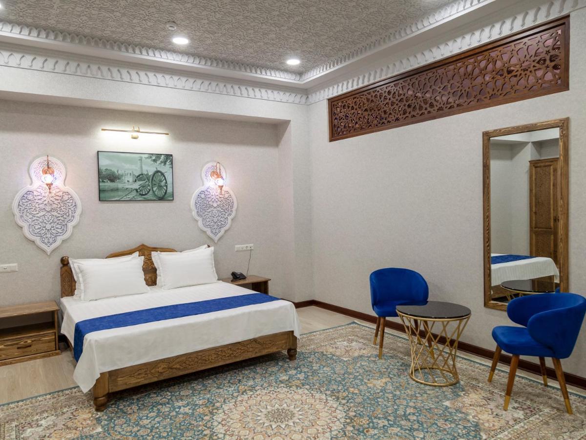 בוקורו Paradise Plaza Luxury Hotel מראה חיצוני תמונה