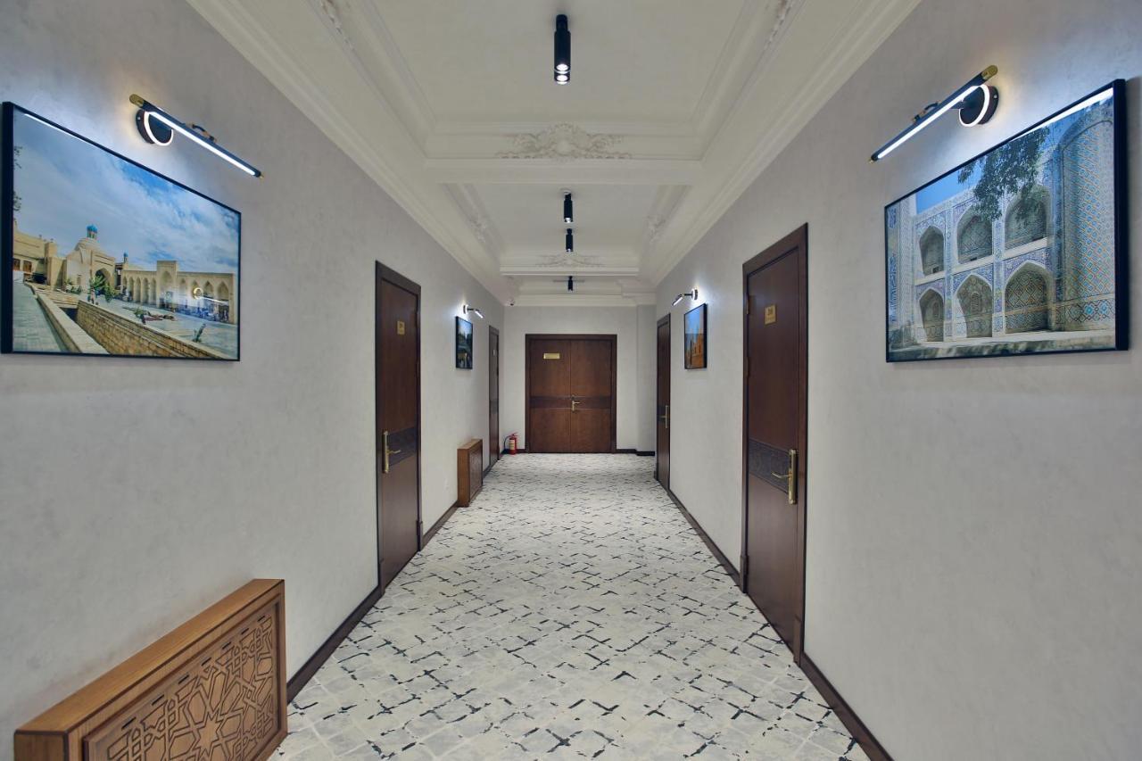 בוקורו Paradise Plaza Luxury Hotel מראה חיצוני תמונה